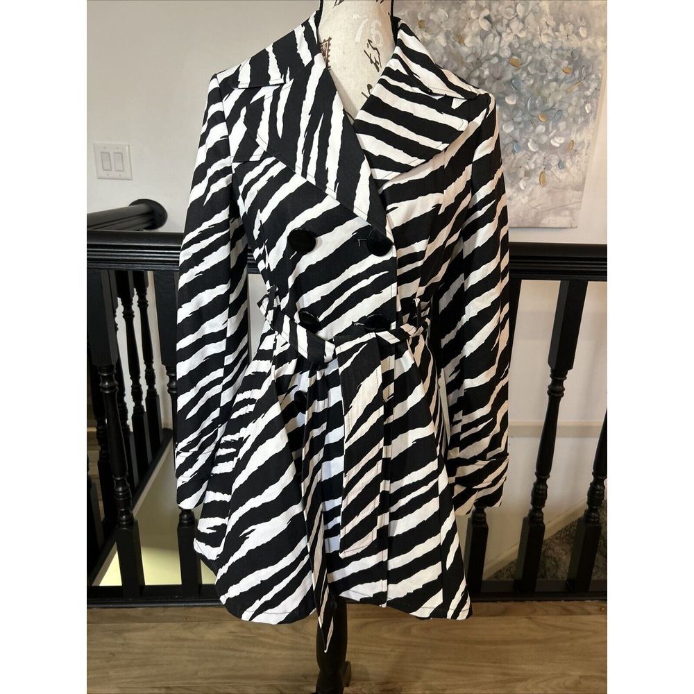 Helene Berman womens Animal Print Big Collar Coat brand Double Breasted size Sm